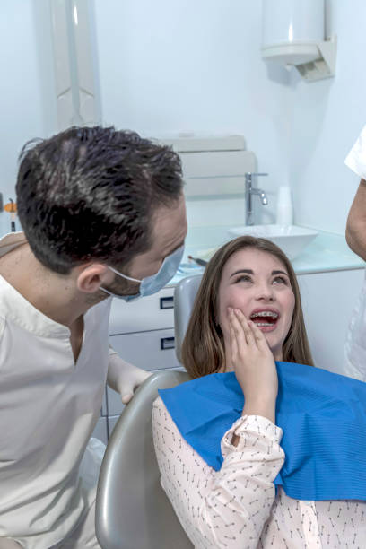 Best Emergency Dental Care for Broken or Chipped Teeth in Manila, AR